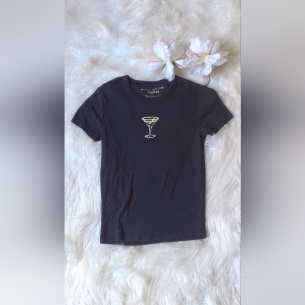 Social Edition T Shirt Size XS